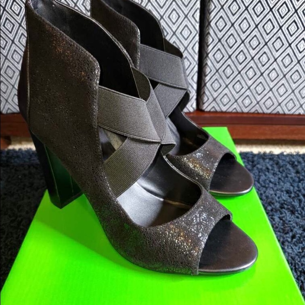 Charles By Charles David Juju Black Sandal -Sz 10